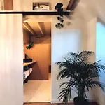 아파트 Ruimtezicht Cosy With Sauna *